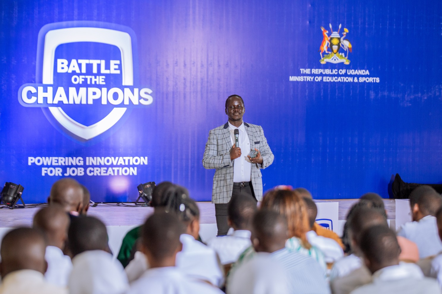 Rapa Thompson Ricky sharing his story at the Stanbic National Schools Championship